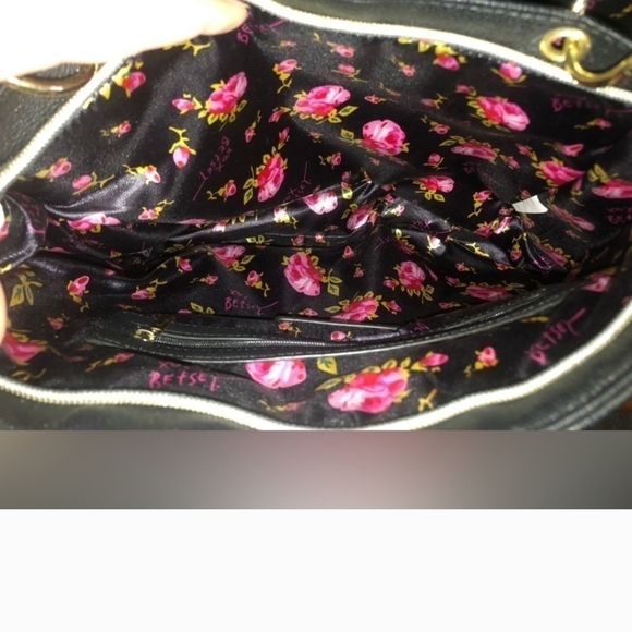 Betsey Johnson - EC - Rose Sequence Satchel - Picture 4 of 5